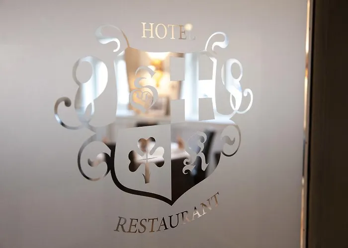 & Restaurant Schwarzes Kreuz Hotel