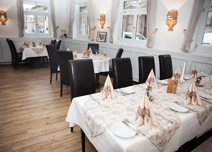 & Restaurant Schwarzes Kreuz Hotel 3*