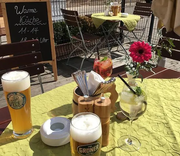 & Restaurant Schwarzes Kreuz Hotel Fürth