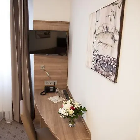 Hotel&restaurant Schwarzes Kreuz Fürth