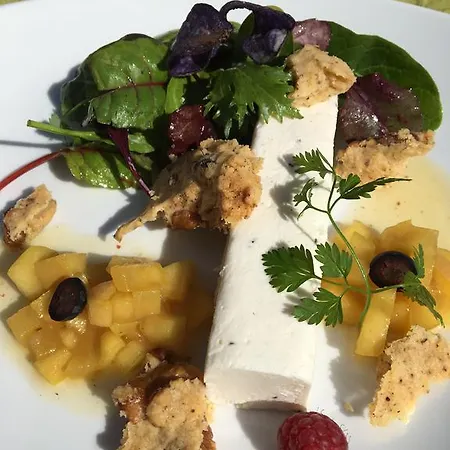 & Restaurant Schwarzes Kreuz Hotel 3*